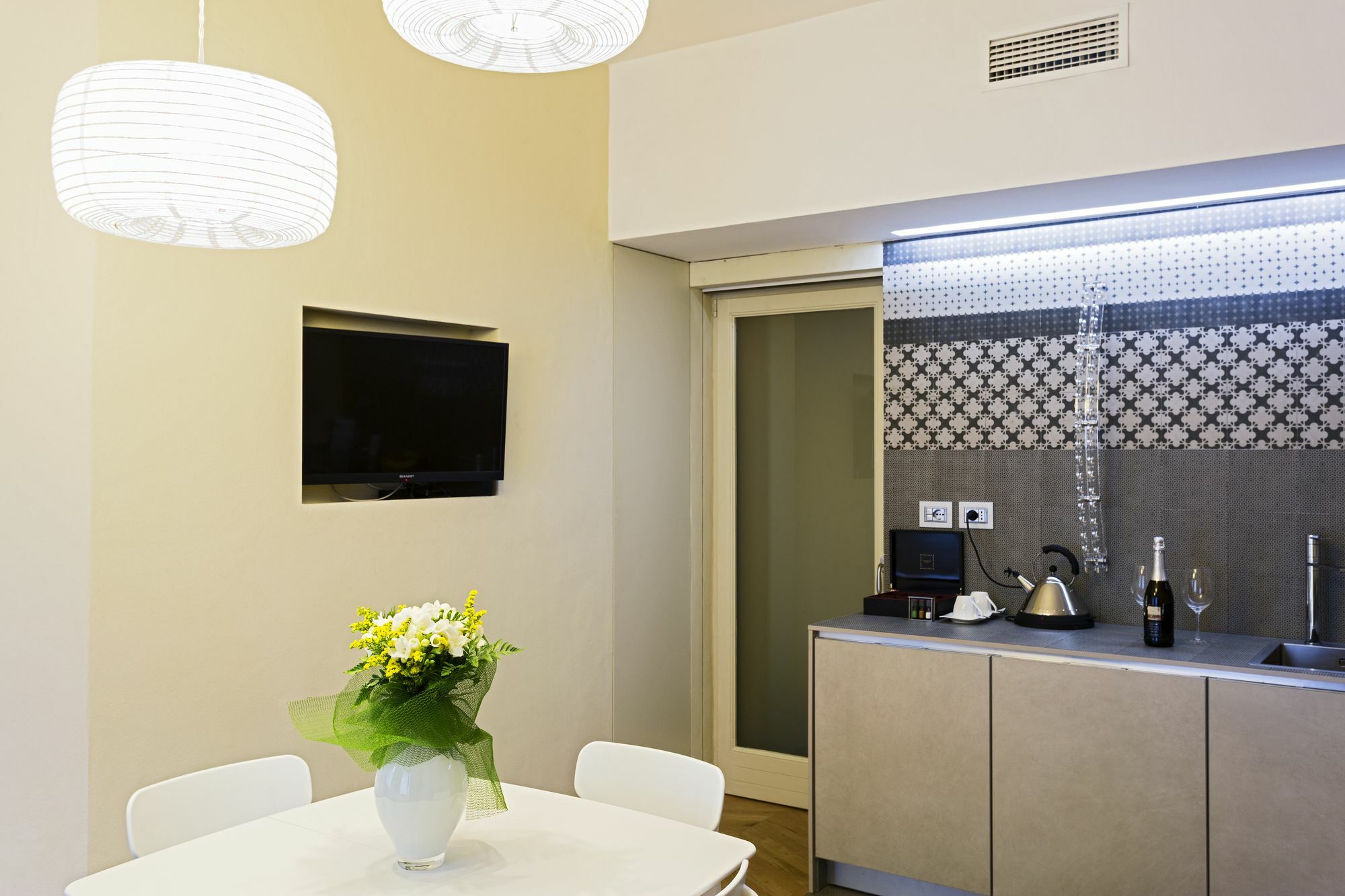 Maison Laghetto - Apartment Suite Milano Ngoại thất bức ảnh